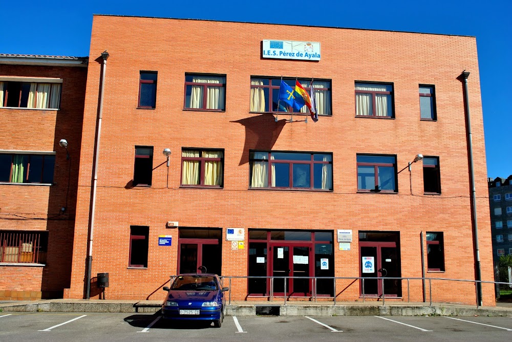 I.e.s. "pérez De Ayala"