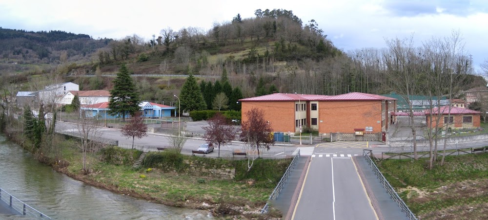 Instituto De Educación Secundaria De Infiesto