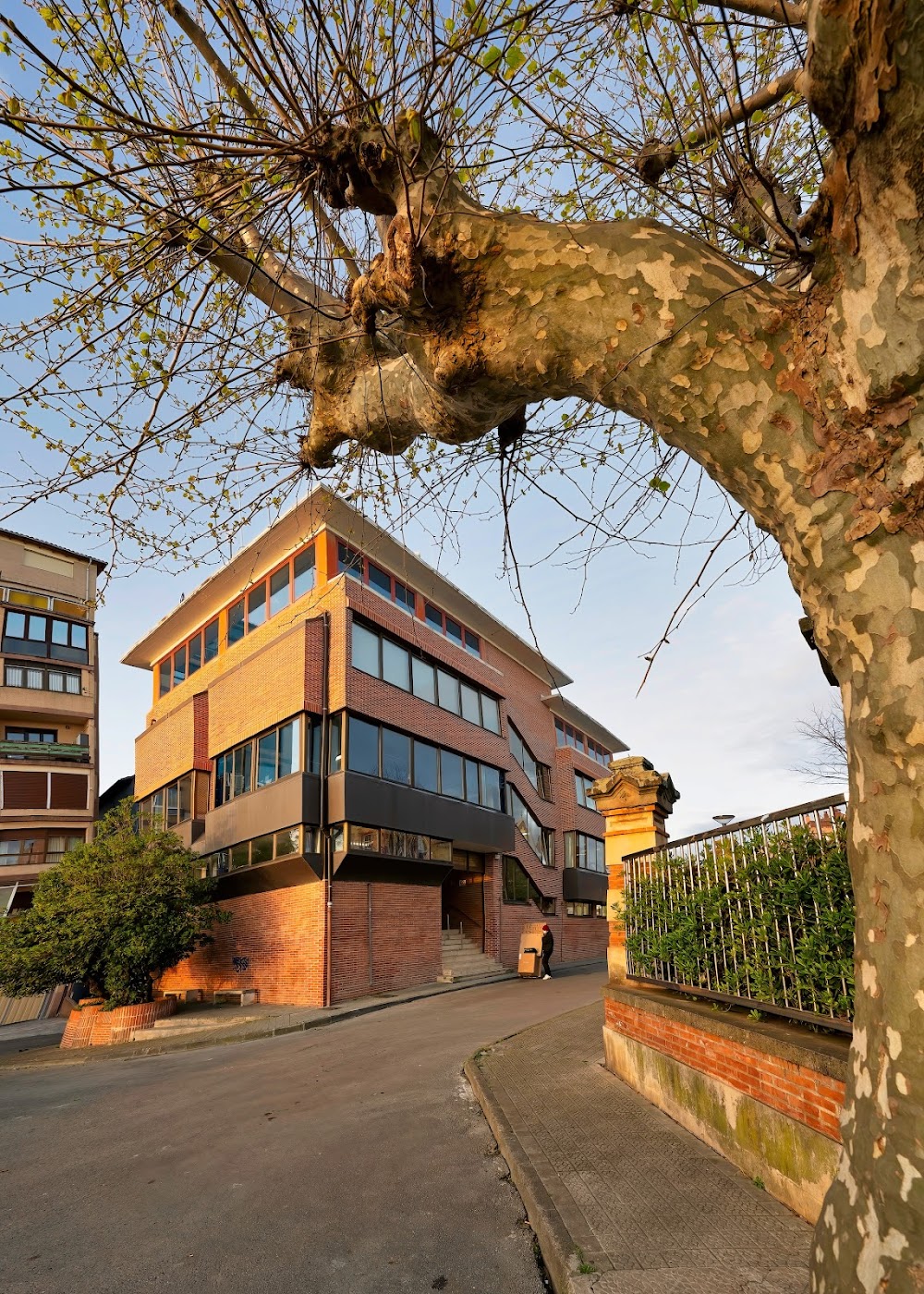 Nautico Pesquera De Bermeo / Bermeoko Nautika Eta Arrantza
