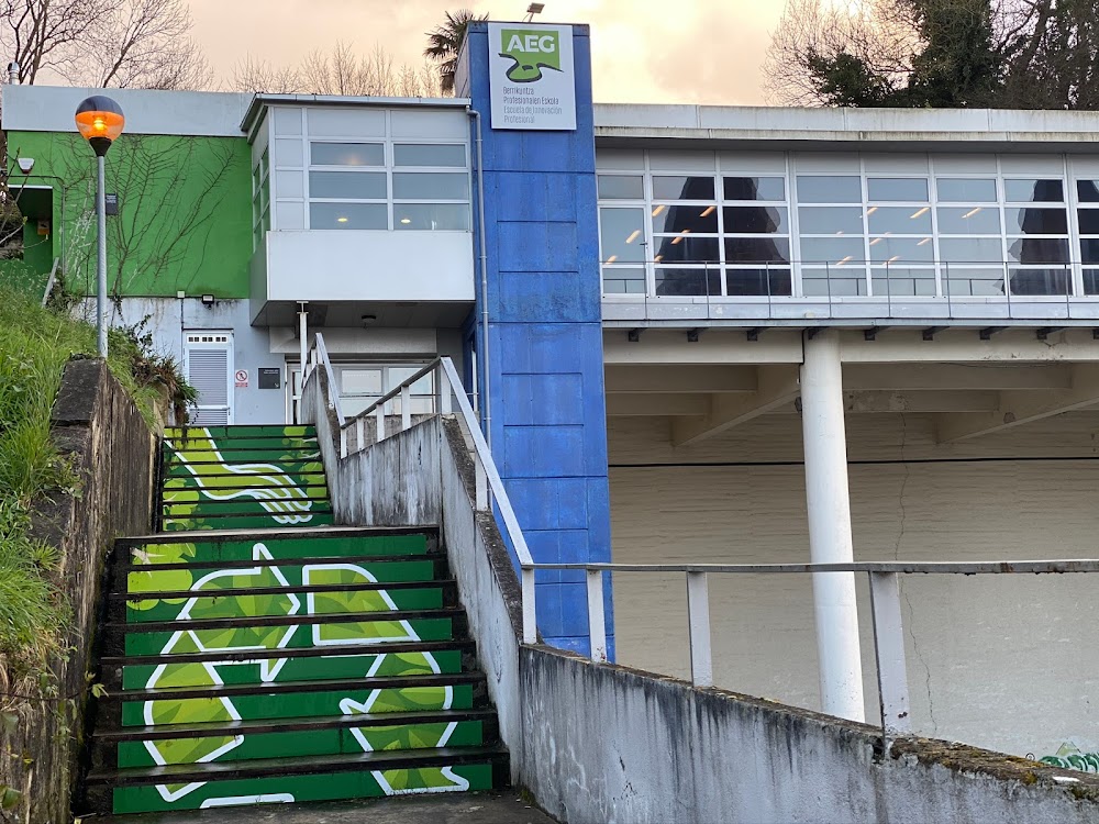 Centro De Estudios A.e.g.