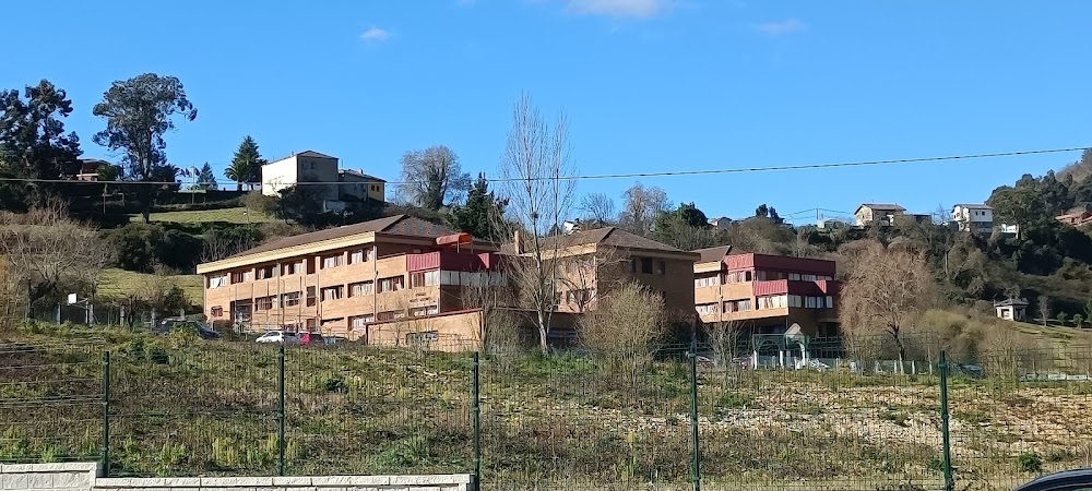 I.e.s. "monte Naranco"