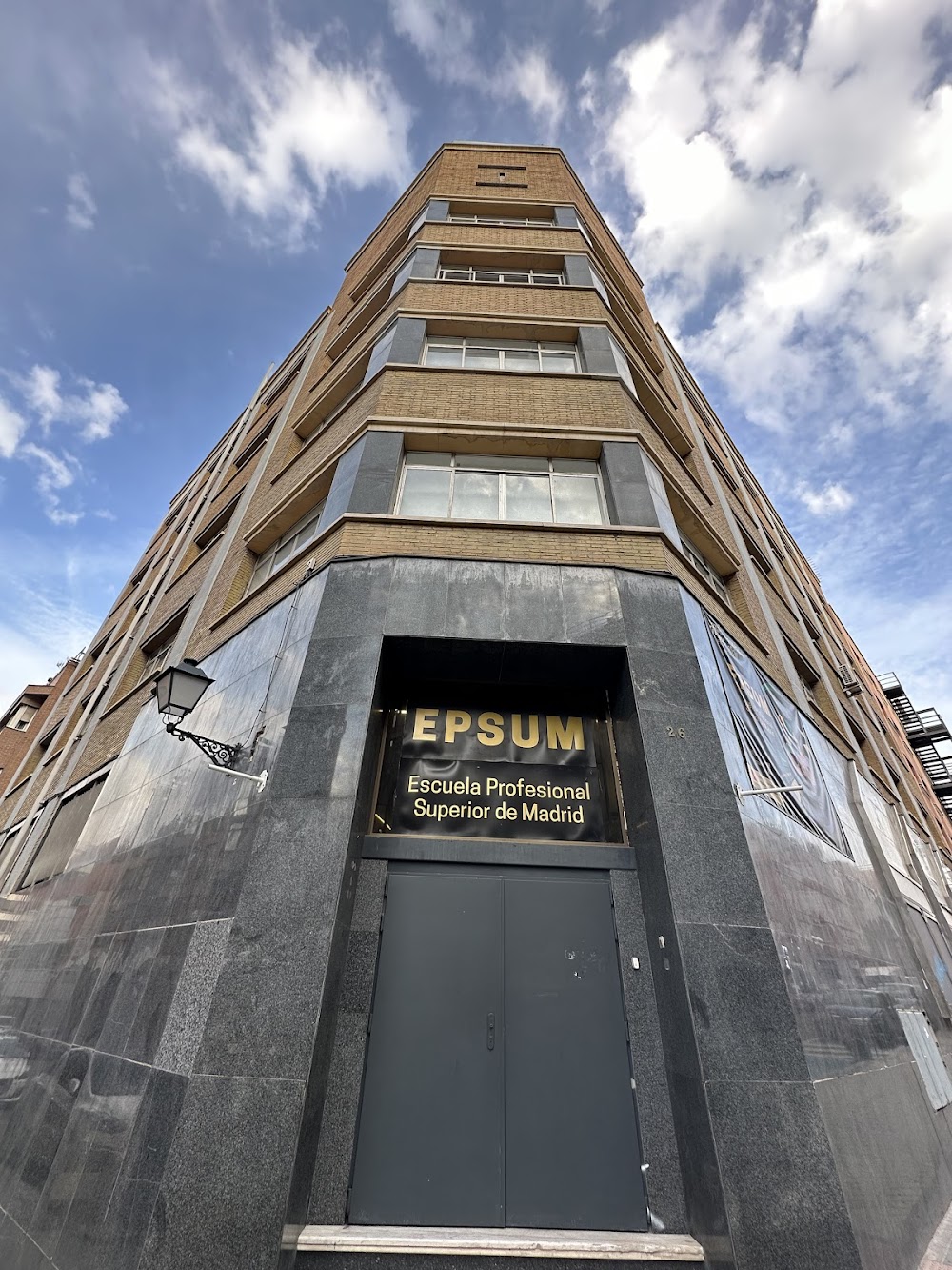 Escuela Profesional Superior De Madrid