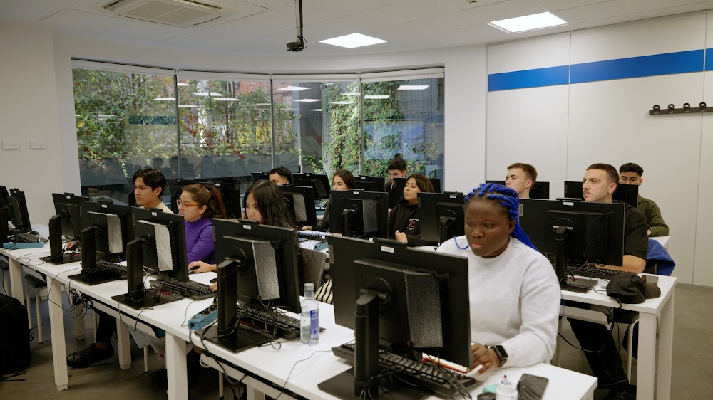 Centro De Formacion Profesional Ccc Iii